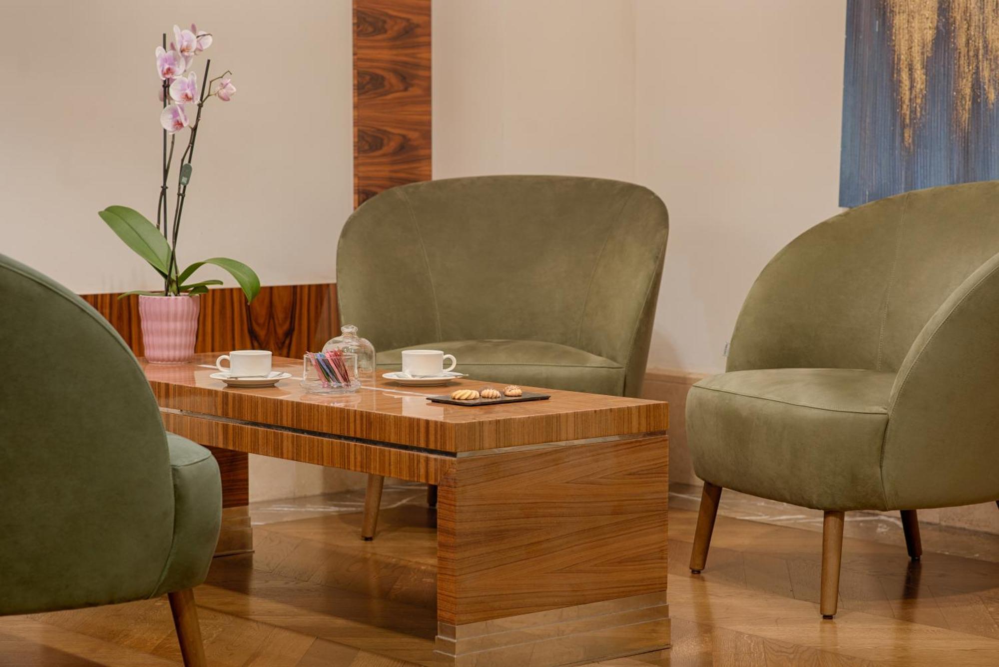 Una Hotels Deco Roma — Foto 3